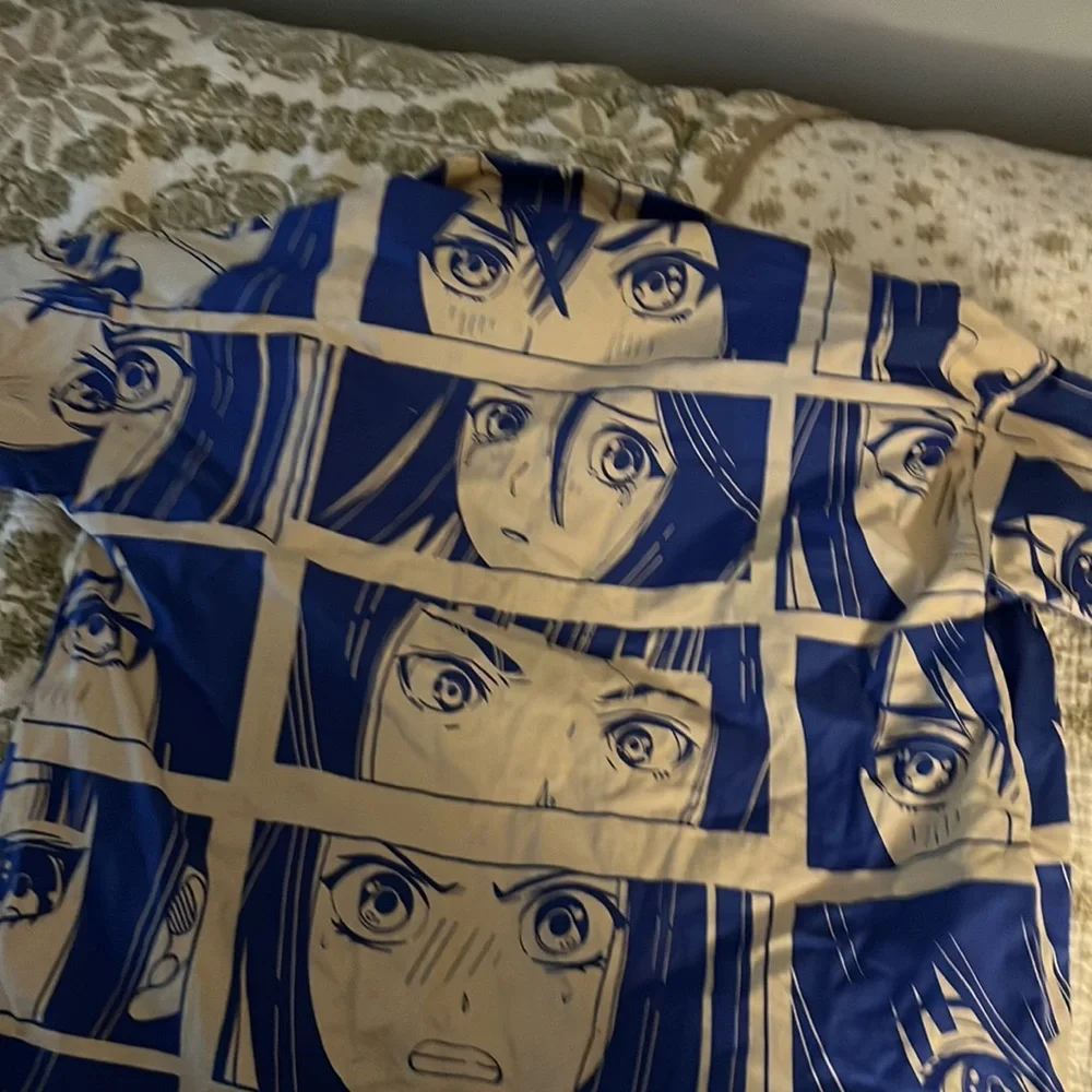 Button down - Picture 3 of 3